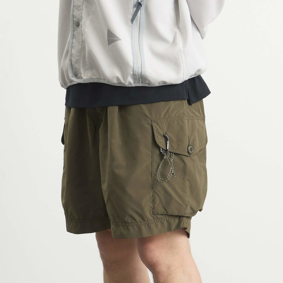 and wander Men's Oversized Cargo Shorts in Khaki