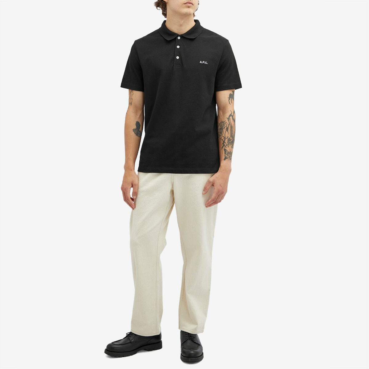 Tシャツ・カットソー A.P.C. Carter Logo Regular Fit Short Sleeve Polo Shirt Black A.P.C. Men's Carter Logo Polo in Black A.P.C.