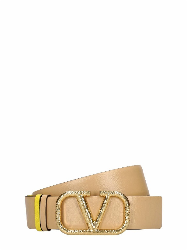 Photo: VALENTINO GARAVANI 40mm V Logo Reversible Leather Belt