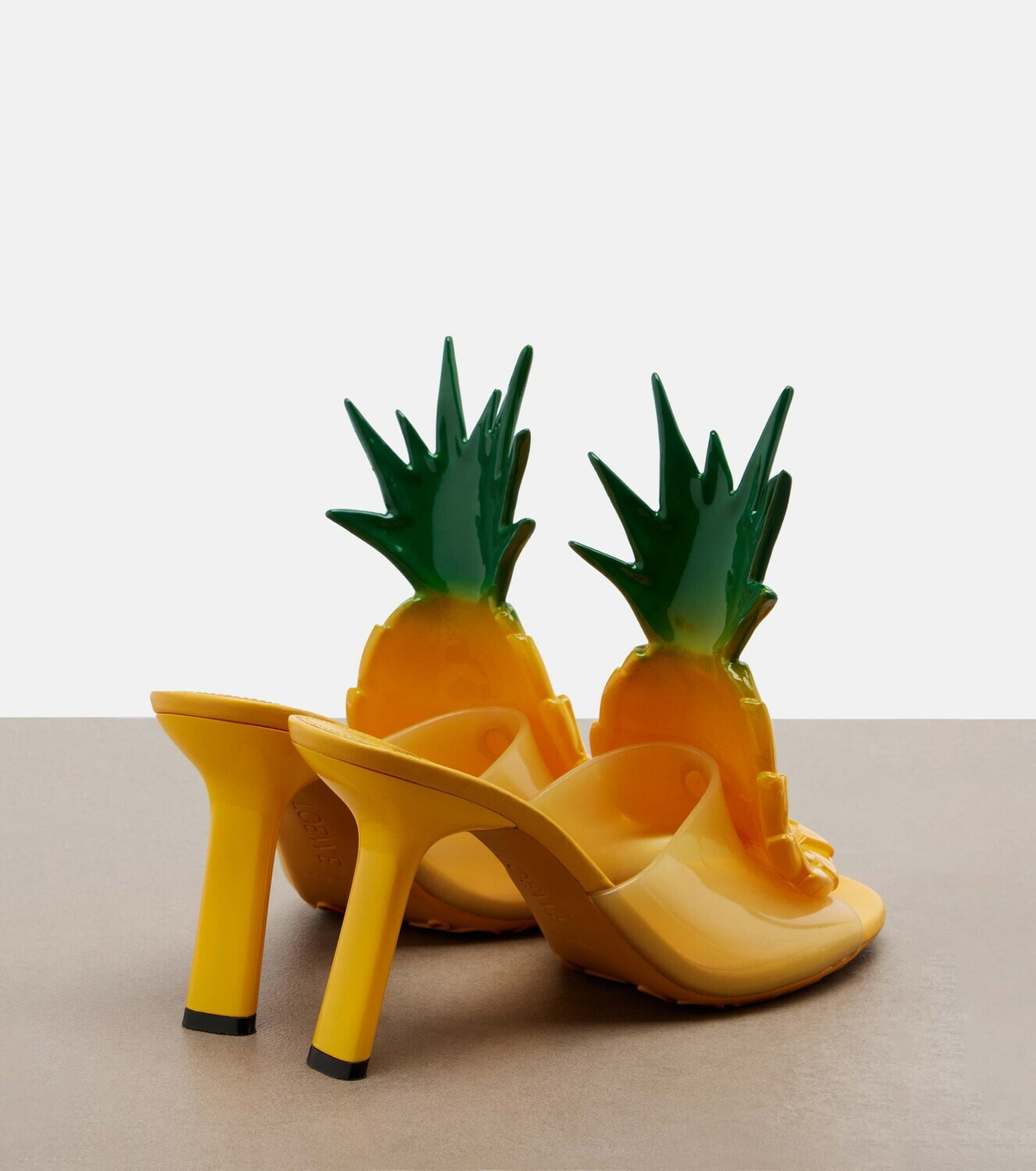 Loewe Paula's Ibiza Petal PVC mules