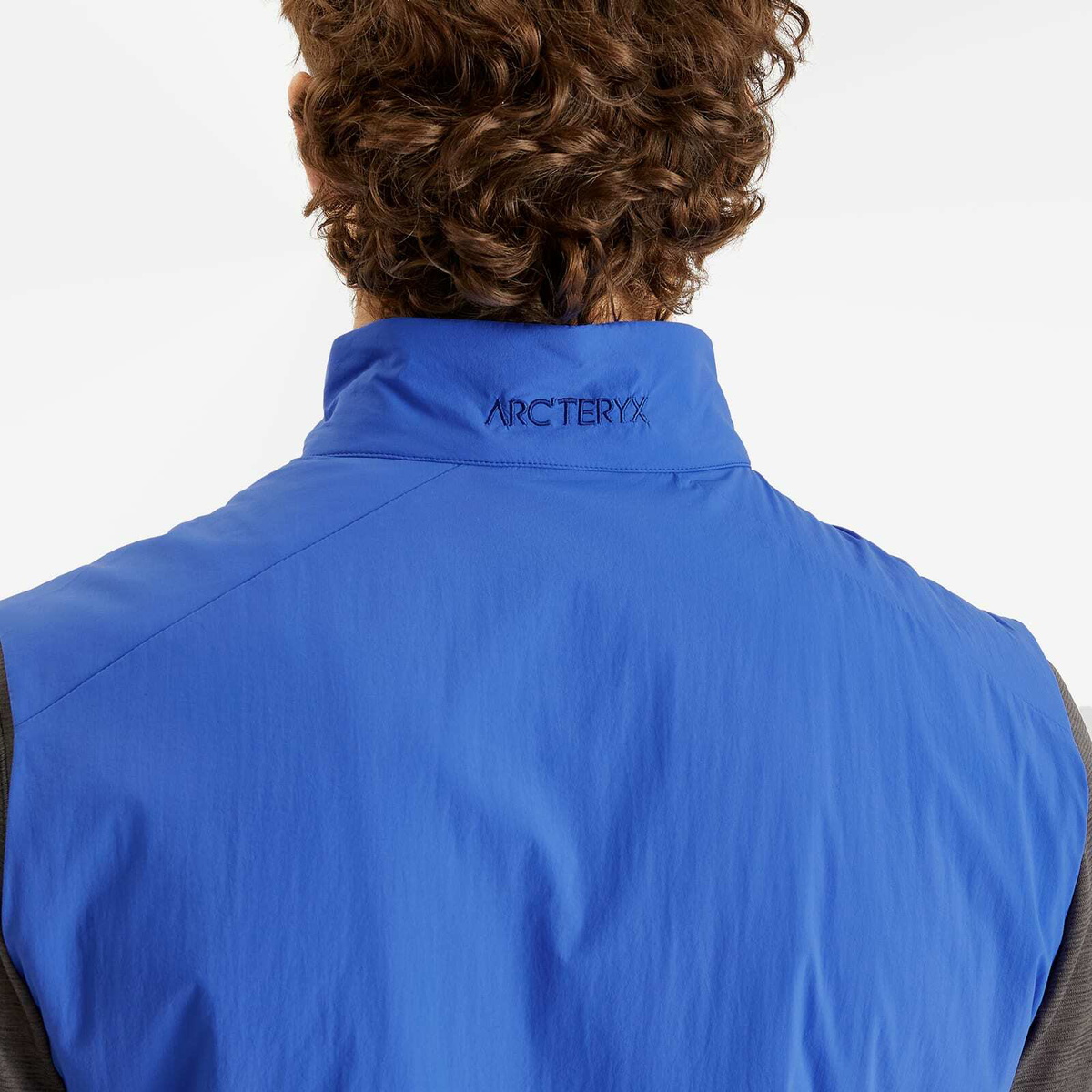 Arc'teryx Men's Atom Vest in Electra Arc'teryx