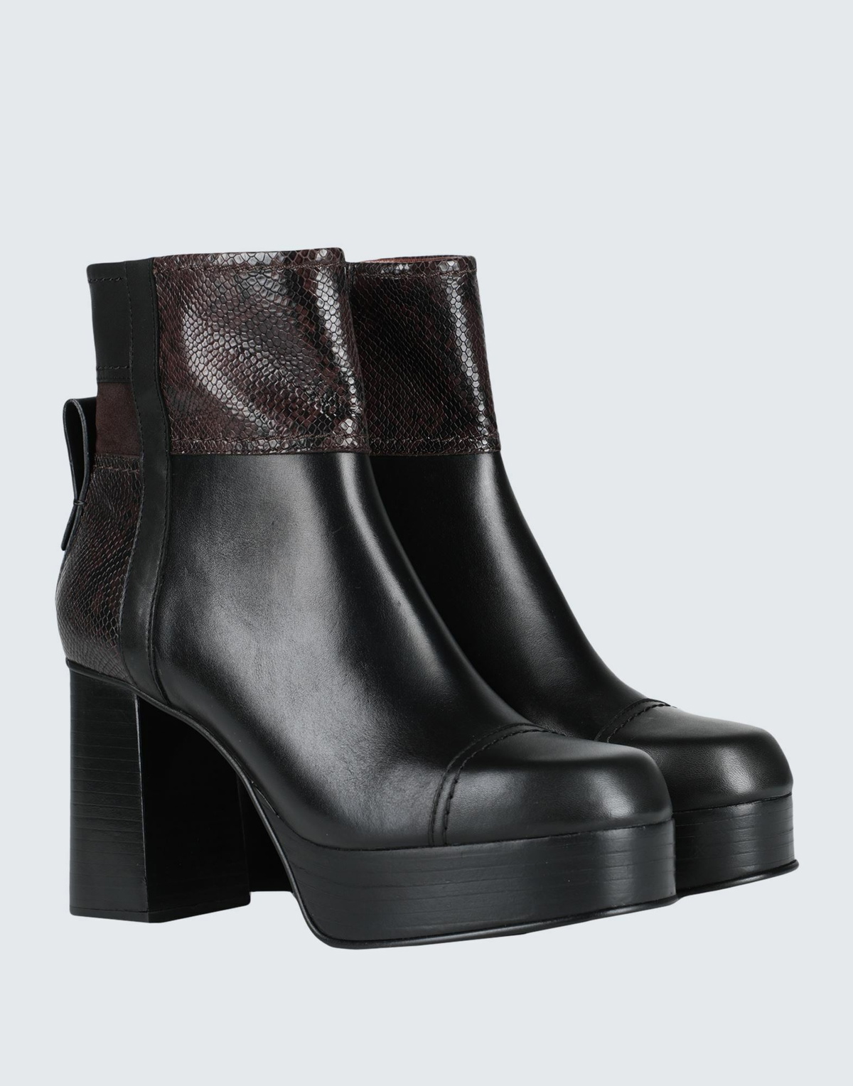 See By Chloé Womens Ankle boots in Black