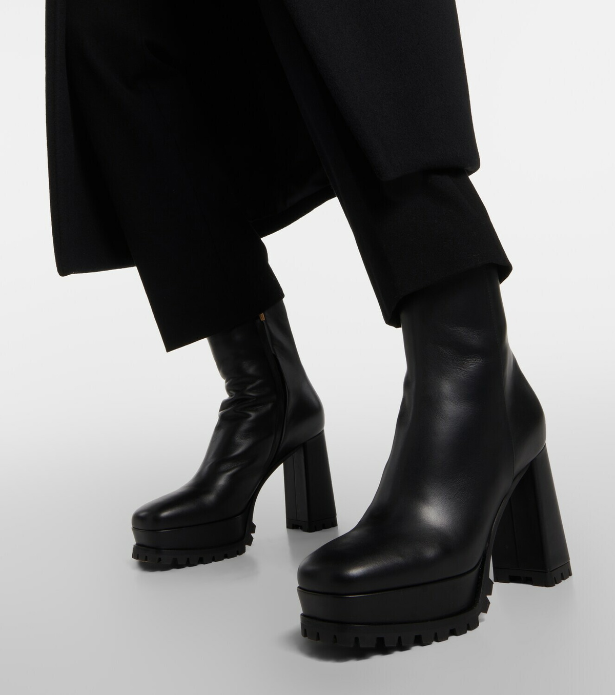 Gianvito Rossi Vitello Glove leather ankle boots