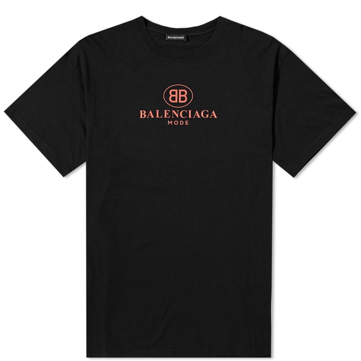 Photo: Balenciaga Mode Tee