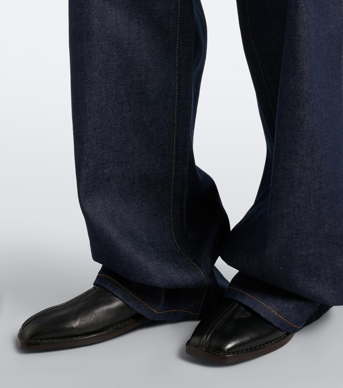 Sacai Belted wide-leg jeans