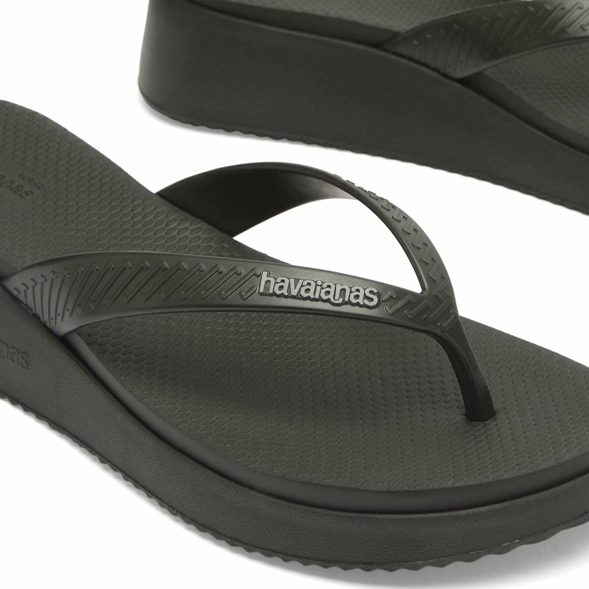 Havaianas Women's High Platform Flip Flops in Black