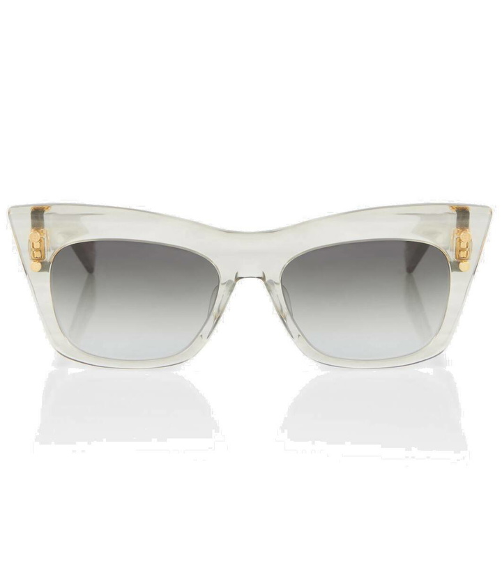 Photo: Balmain B-II square sunglasses