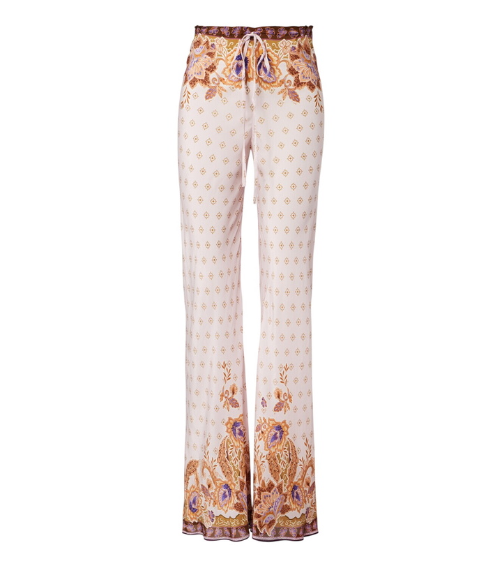 Photo: Alexandra Miro Maria printed straight pants