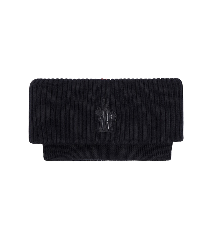 Photo: Moncler Grenoble Après Ski virgin wool snood