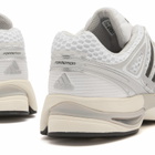 Adidas Adistar Control 5 in Silver/Black