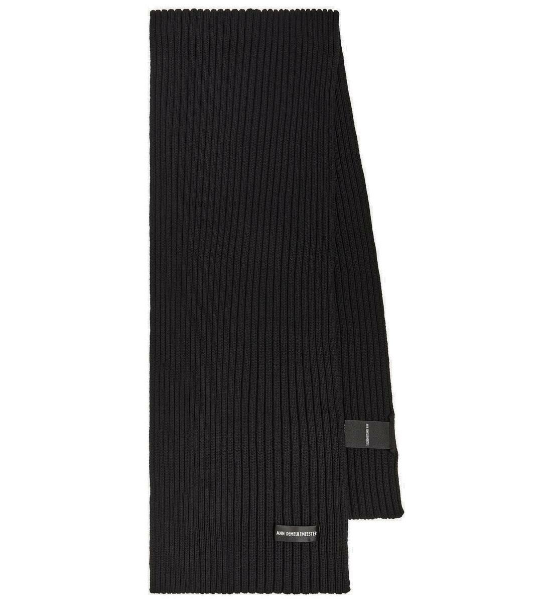 ANN DEMEULEMEESTER マフラー Ann Demeulemeester Black Sasha Scarf Ann Demeulemeester
