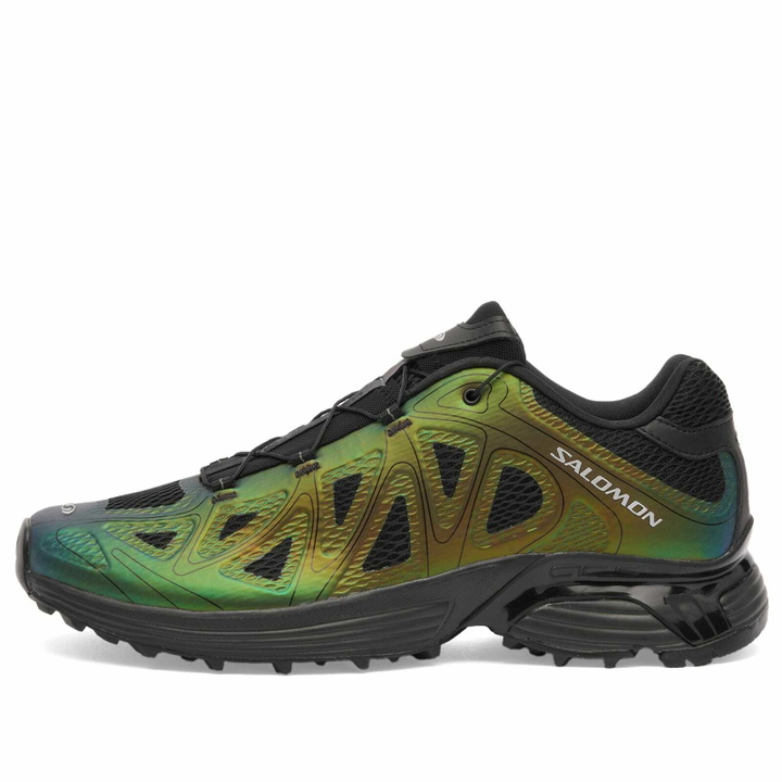 Photo: Salomon XT-WHISPER VOID Sneaker in Black/Silver Metallic