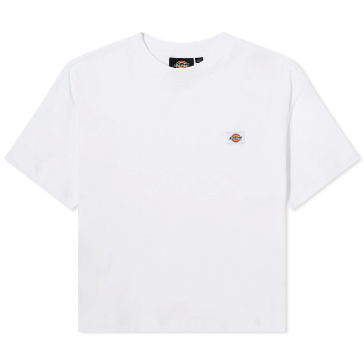 Photo: Dickies Women's Oakport Cropped Boxy T-Shirt in White