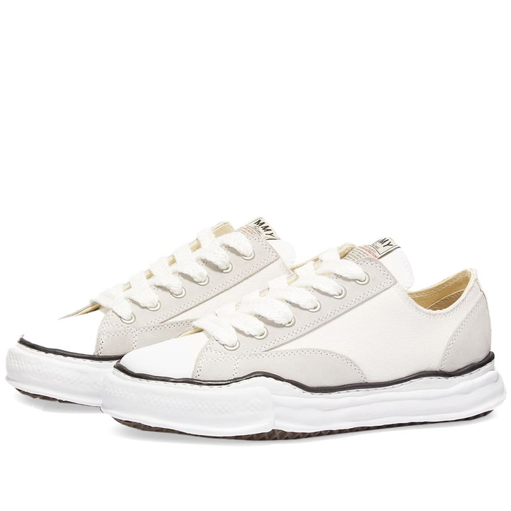 Photo: Maison MIHARA YASUHIRO Men's Original Sole Suede Lowcut Sneakers in White