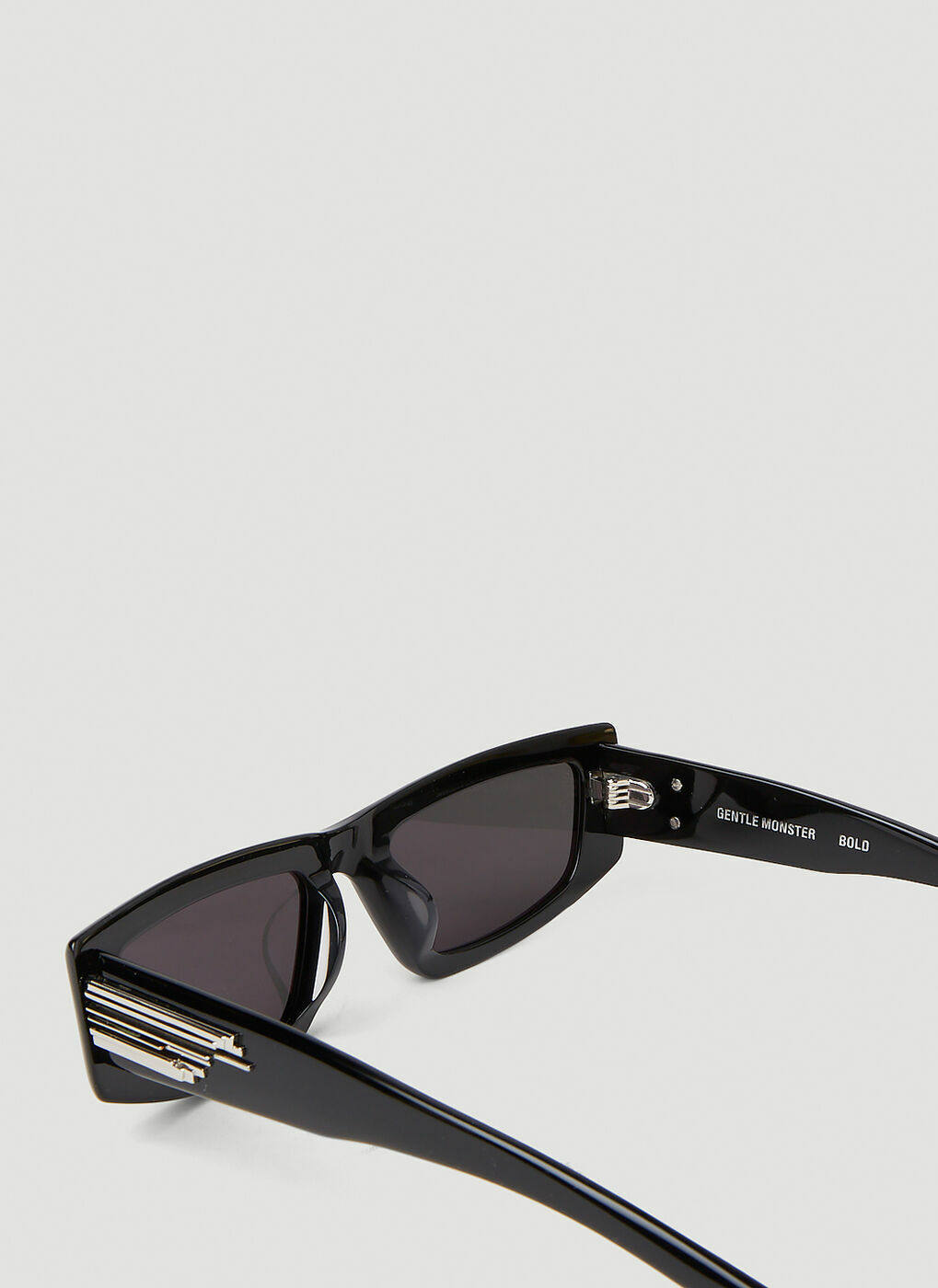 Silver Clouds 01 Sunglasses in Black Gentle Monster