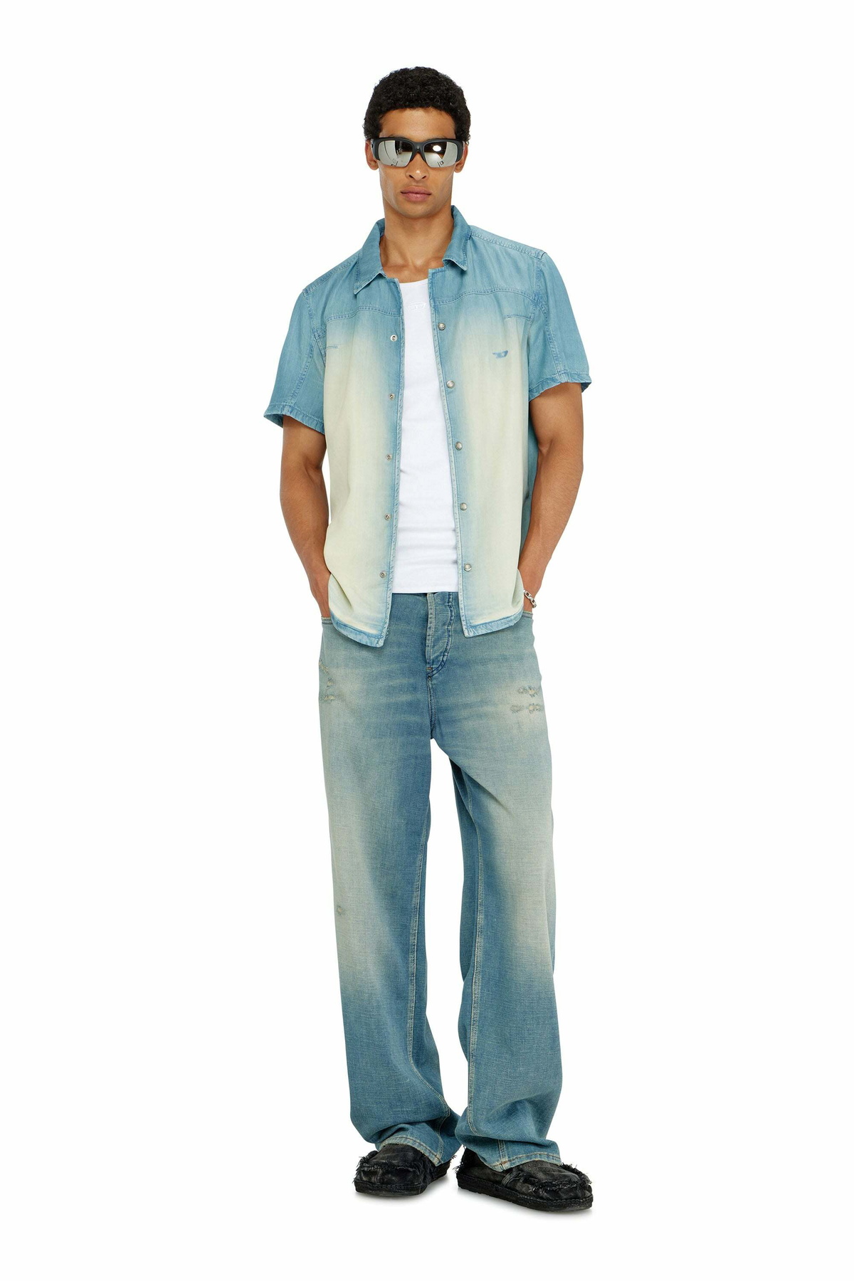 Diesel Short-sleeve shirt in fluid overdyed denim - Denim Shirts Mens in Blue