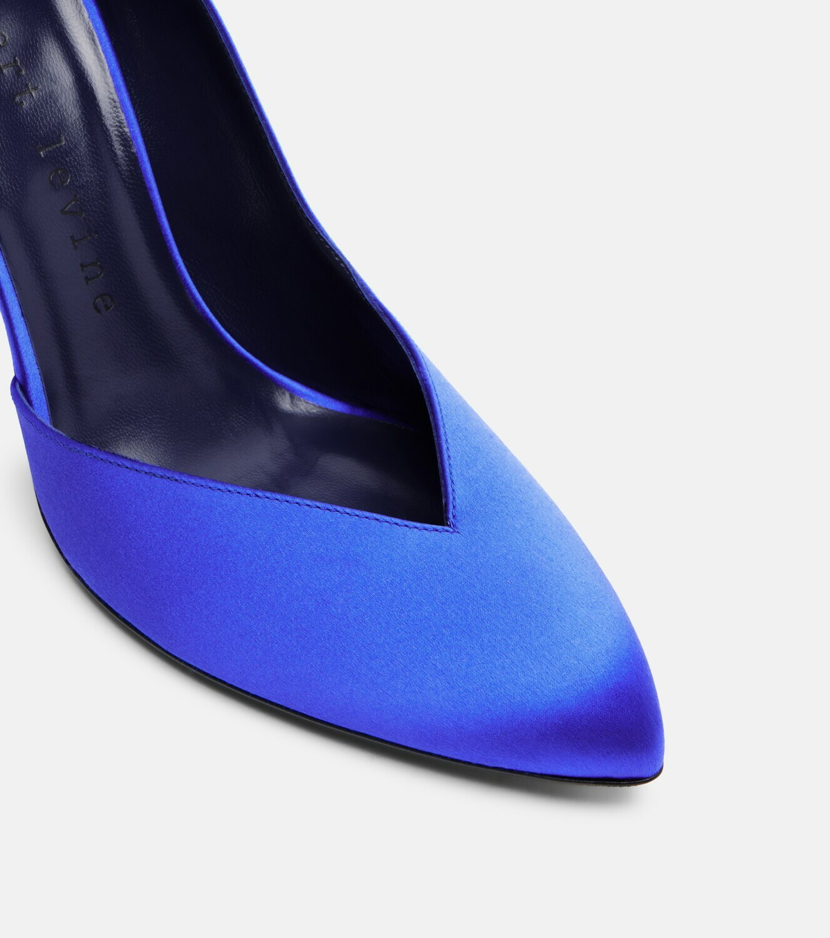 Herbert Levine Not Half Bad 95 satin pumps