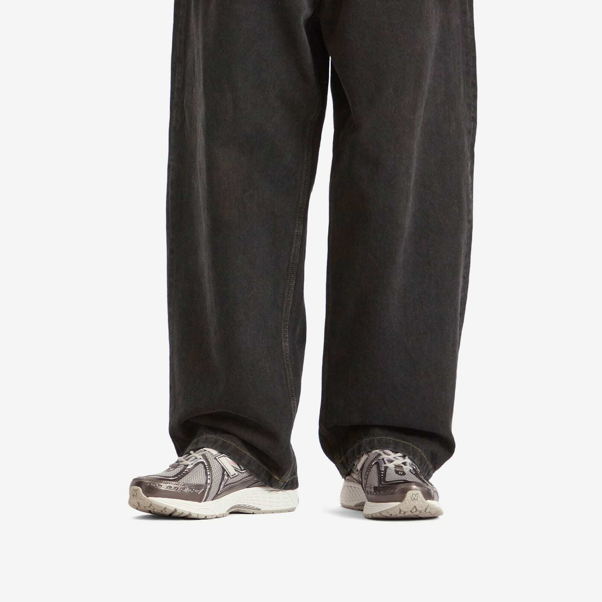 New Balance 1906R Sneaker in Black Metallic
