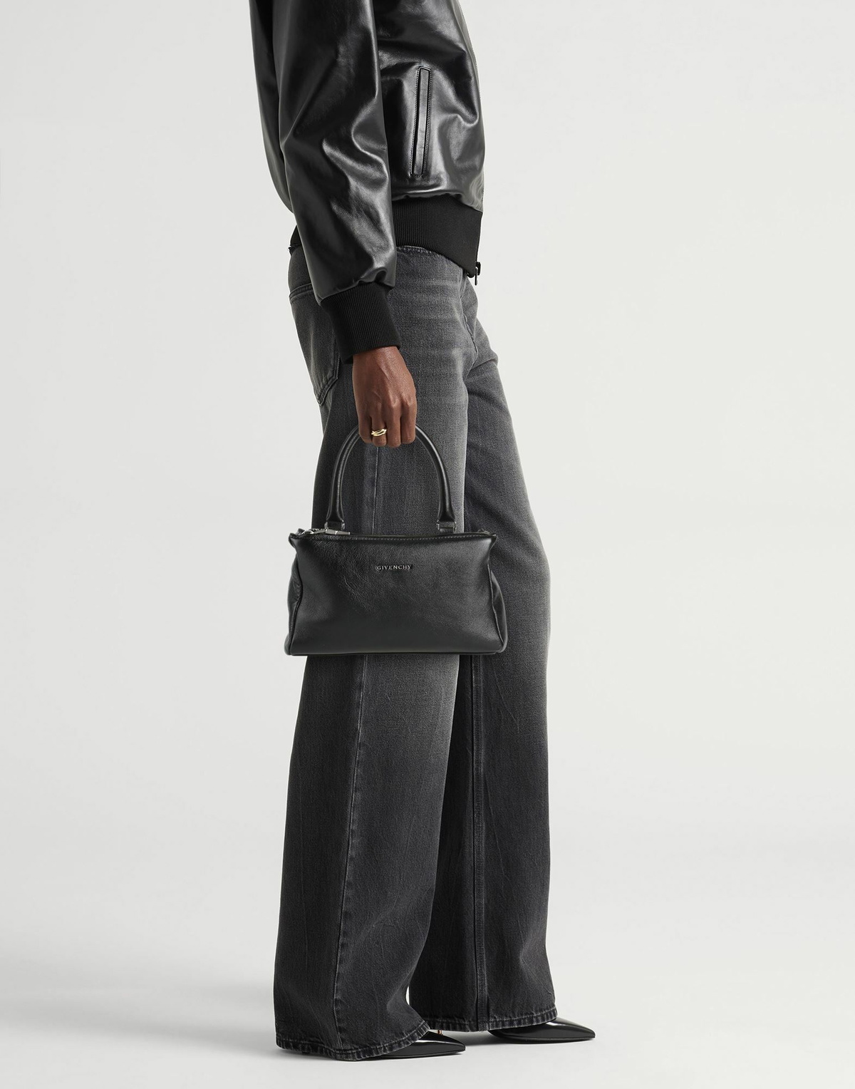 Givenchy Womens Handbag in Black