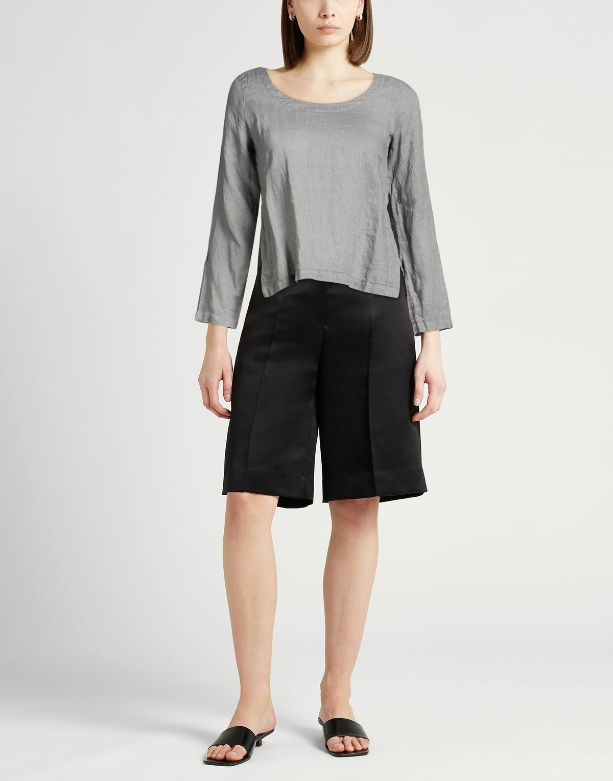Crossley Womens Top in Grey