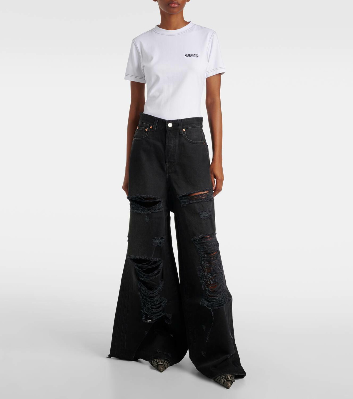 Vetements Big Shape distressed wide-leg jeans Vetements