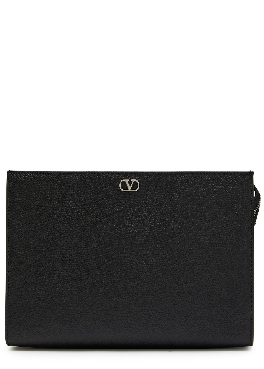 Valentino Garavani Vlogo Grained Leather Clutch - Black - One Size