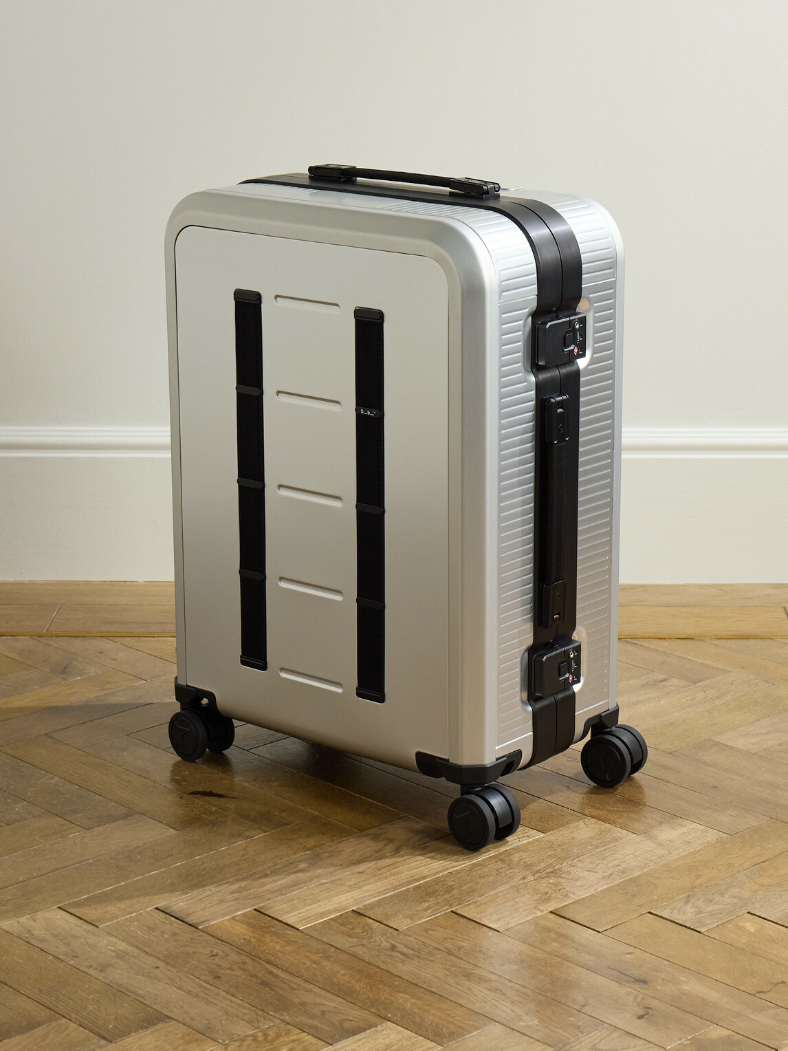 DB Journey - Ramverk Polycarbonate and Aluminium Check-In Suitcase