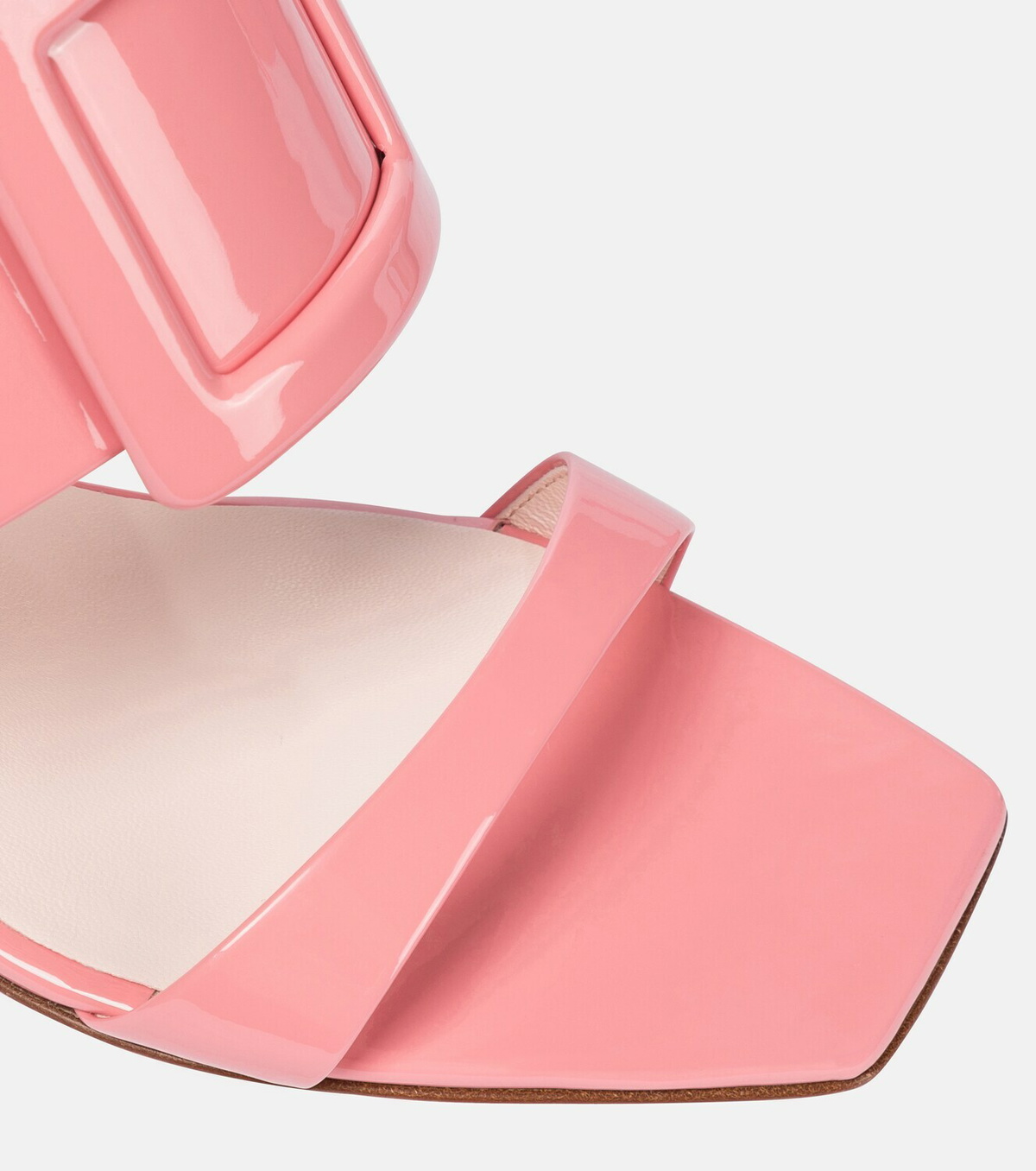 “Roger Vivier” in the city patent leather sandals Roger Vivier Viv' In The City patent leather sandals Roger