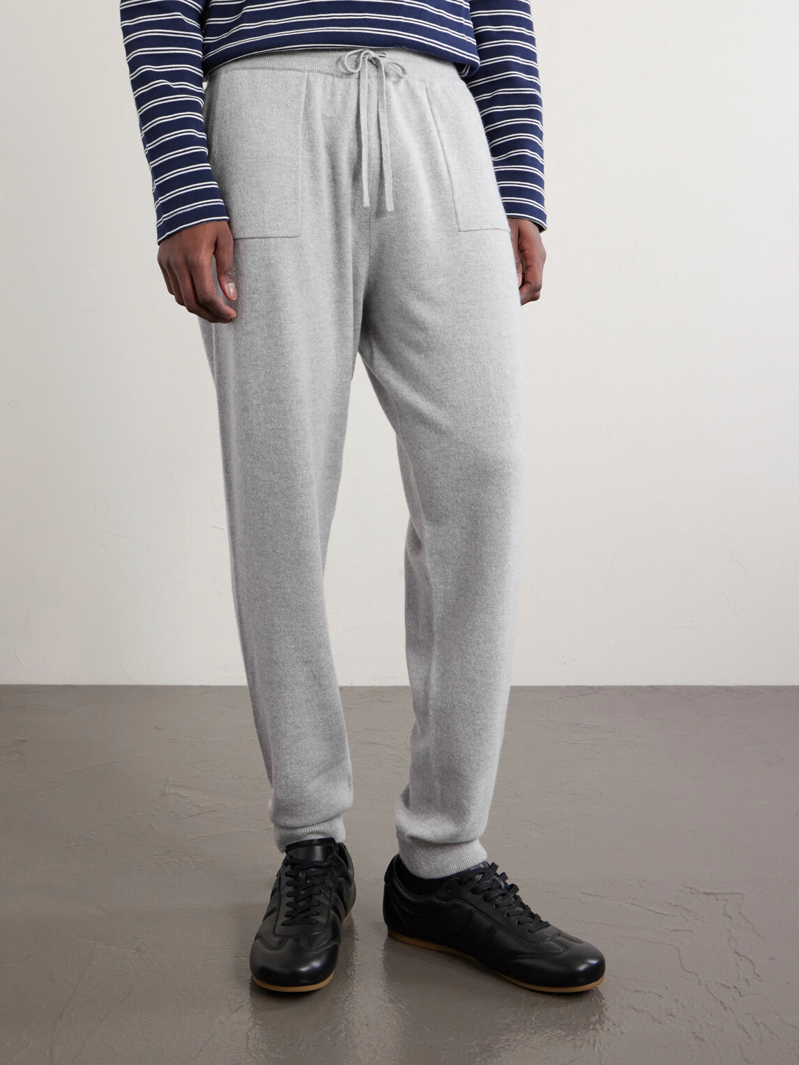 Mr P. - Tapered Merino Wool and Cashmere-Blend Sweatpants - Gray