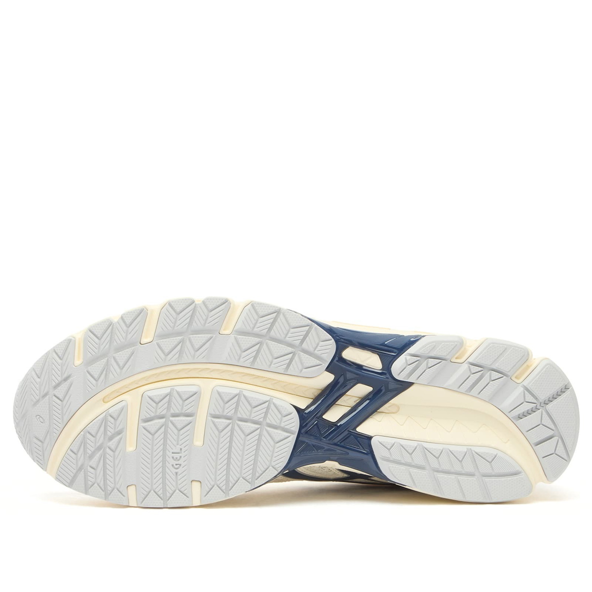 Asics Gel-Kayano 20 Sneakers in Cream/Independence Blue