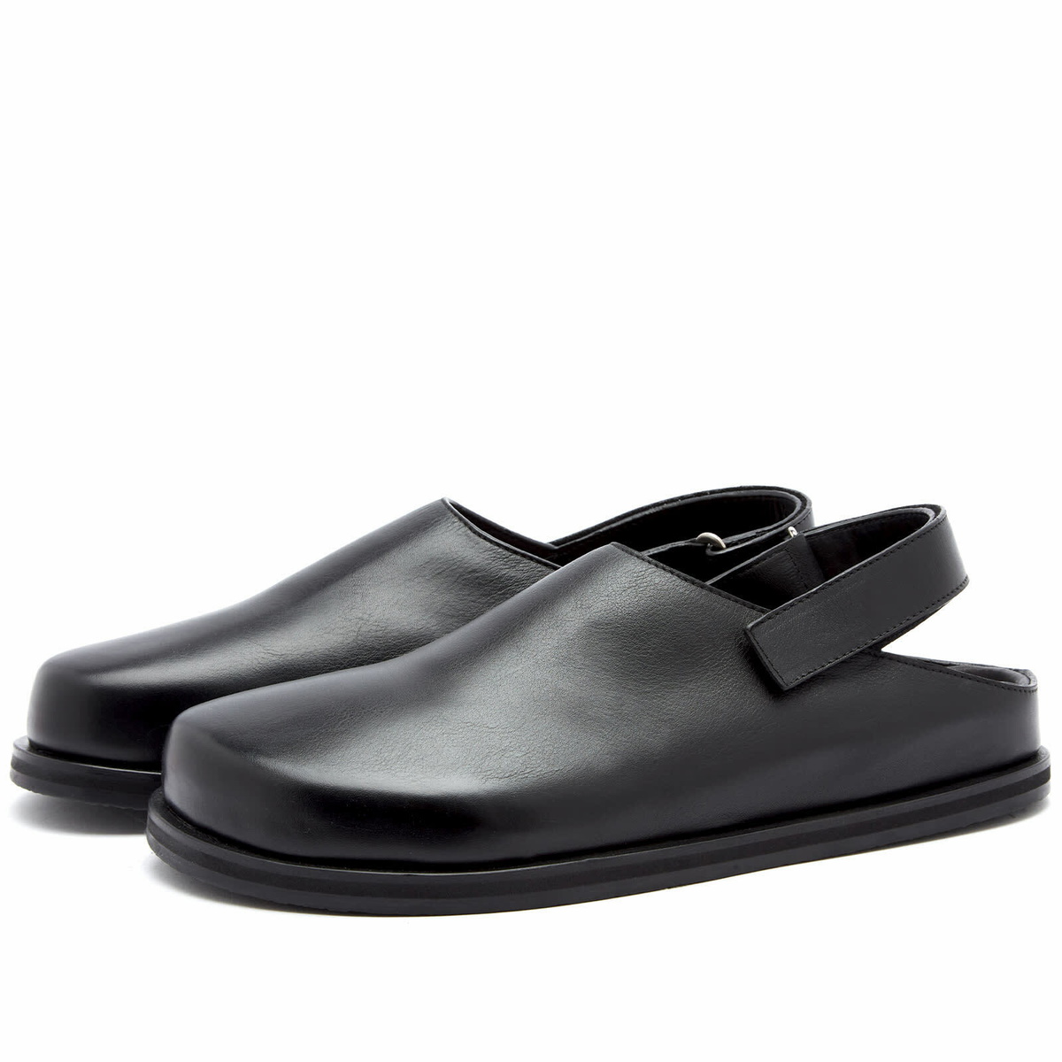 Studio Nicholson Men's Hardning Tumbled Leather Clog in Black