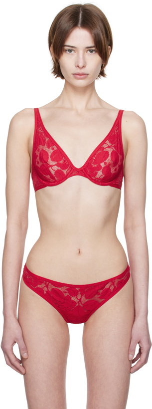 Photo: Yasmine Eslami Red Zoe Plunge Bra