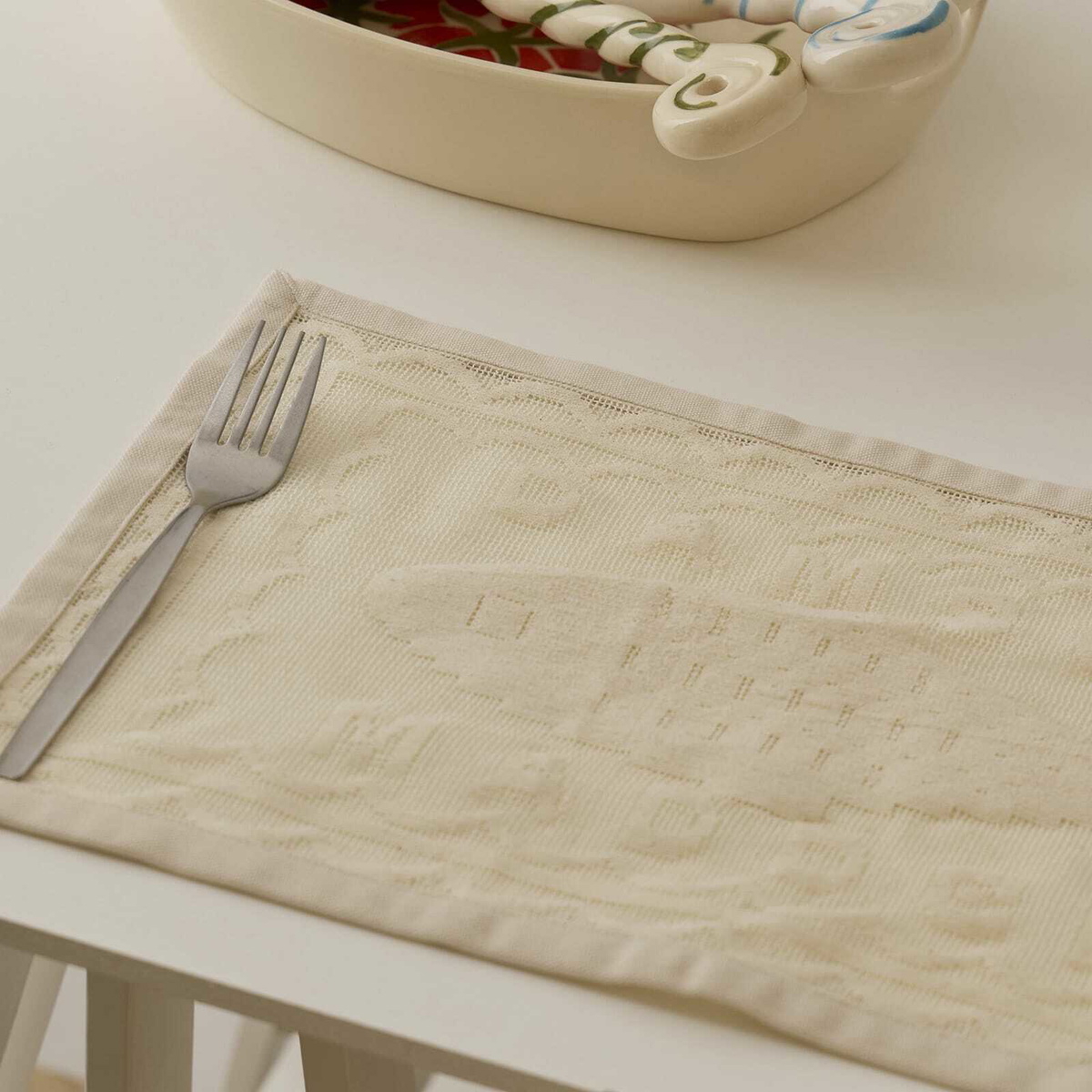 Damson Madder Women's Nonnas House - Ercu Filet Lace Placemats in Ecru 