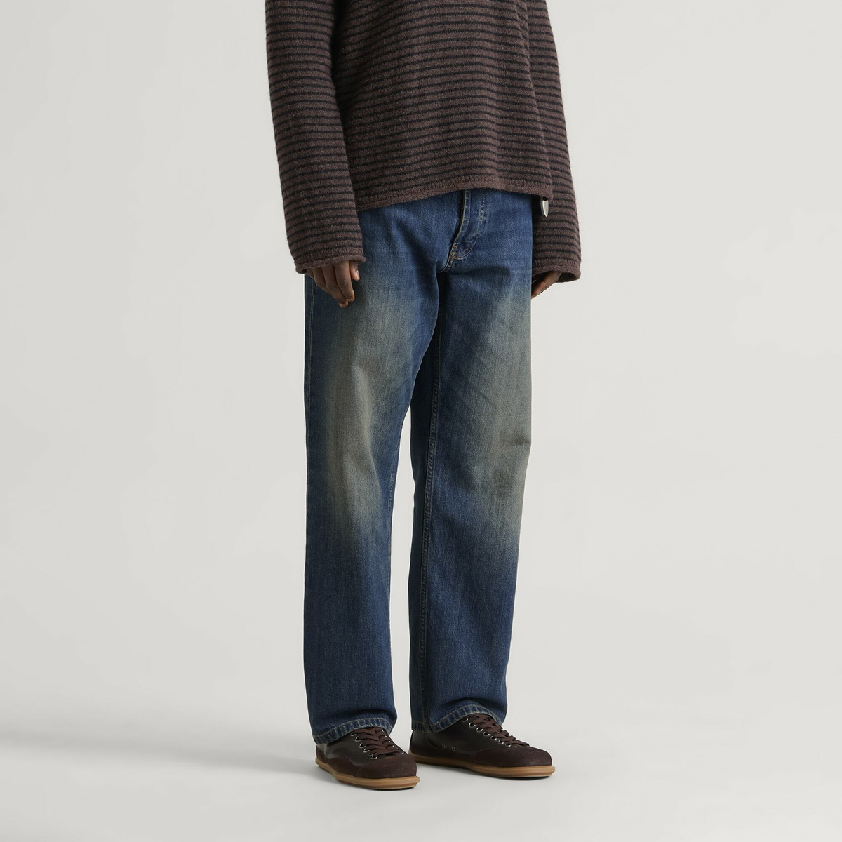 Carter Young Men's Tate Jean in Diego Wash