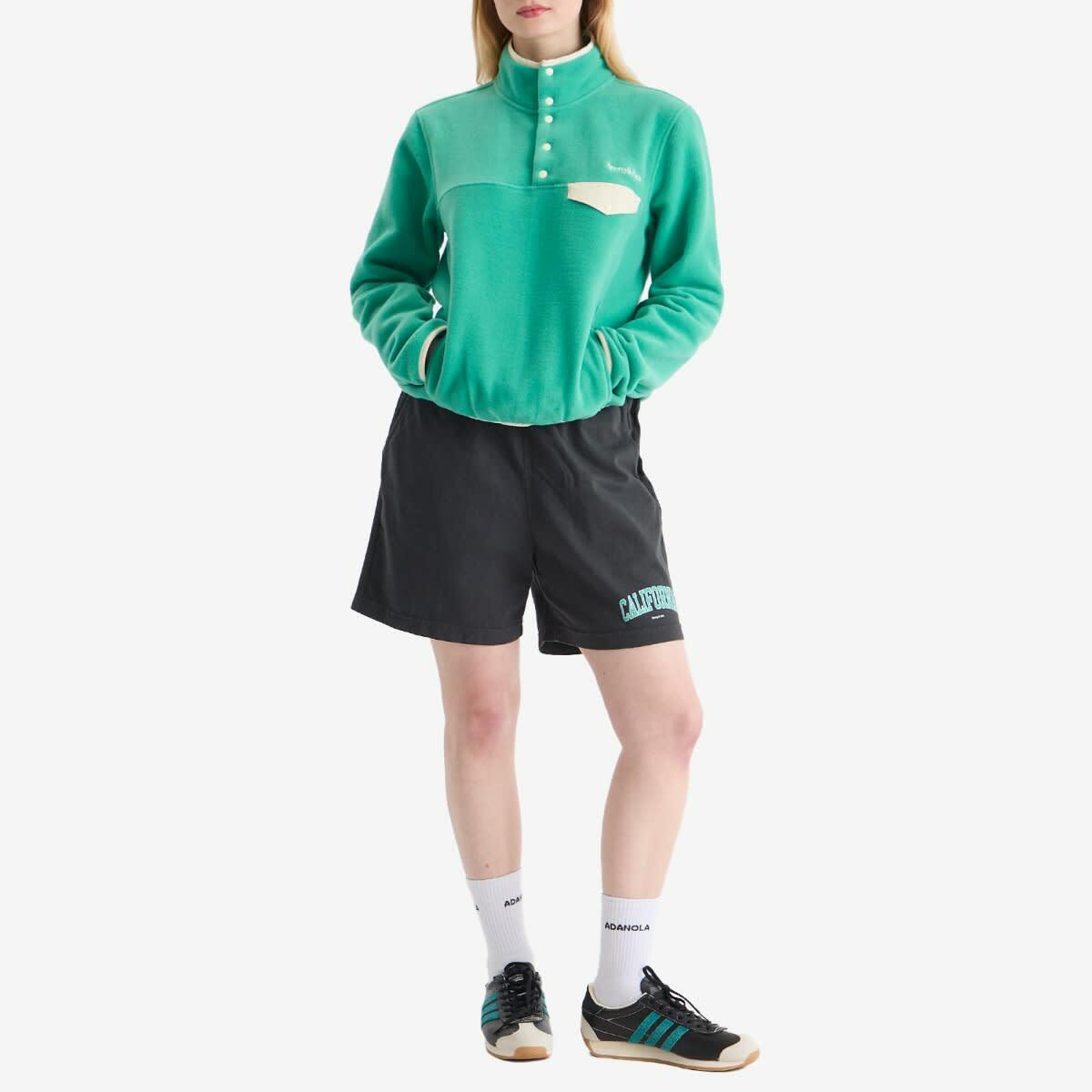 Sporty & Rich Women's Serif Logo Polar Sweatshirt in Spring Green Cream