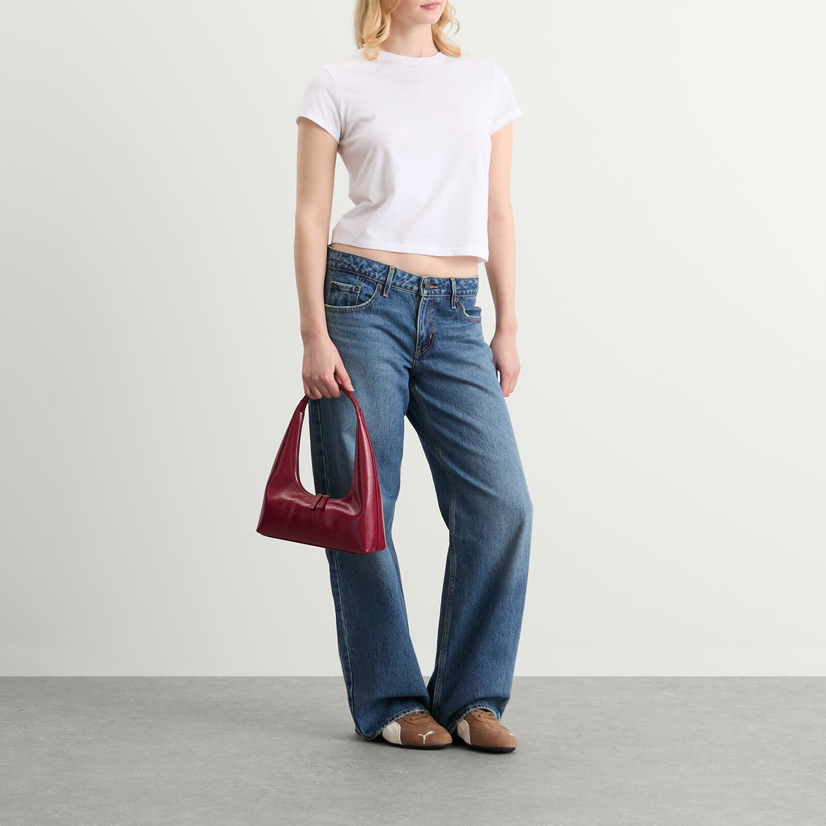 Levi's Women's Low Waisted Loose Jeans in Rescued City