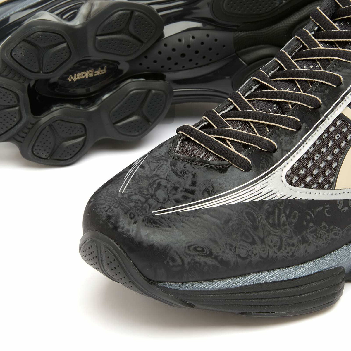 Asics Men's US6-S GEL-Kinetic Fluent Sneaker in Black