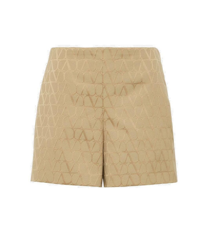 Photo: Valentino Toile Iconographe logo cotton-blend shorts