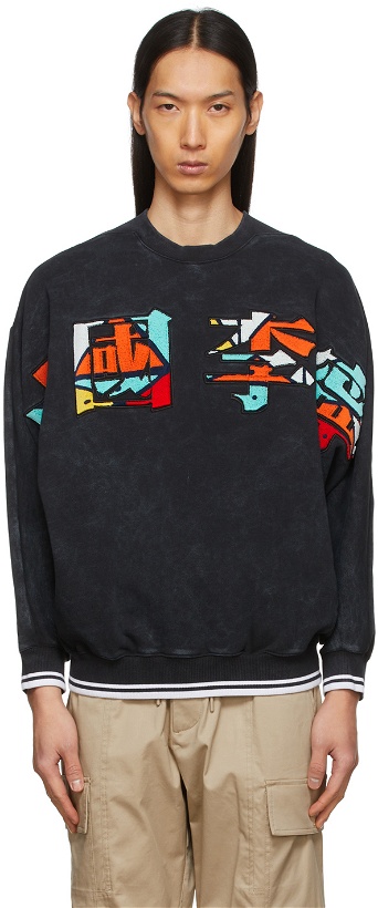 Photo: Li-Ning Black Embroidered Sweatshirt