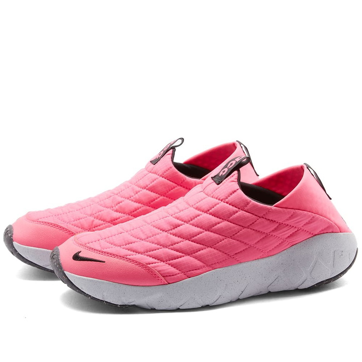 Photo: Nike Men's ACG Moc 3.5 Sneakers in Hyper Pink/Black/White