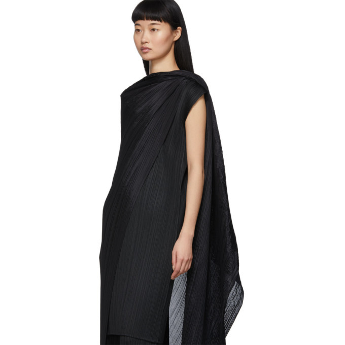 Pleats Please Issey Miyake Black Basic Madame-T Shawl Pleats