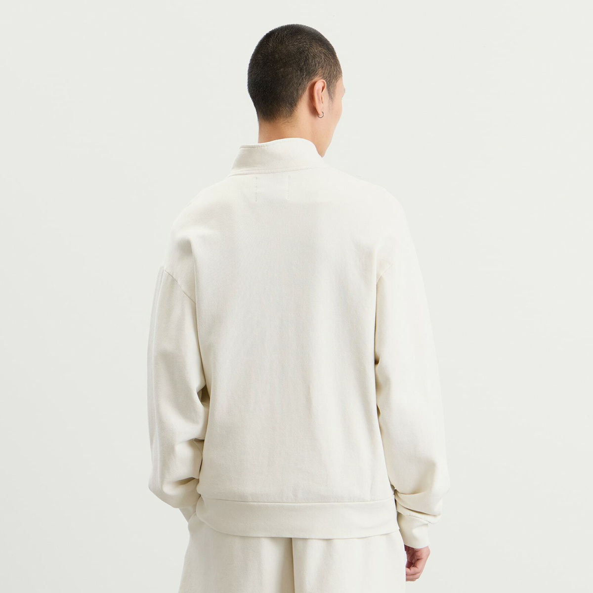 END. Slice Half Zip Sweat in Smoke White
