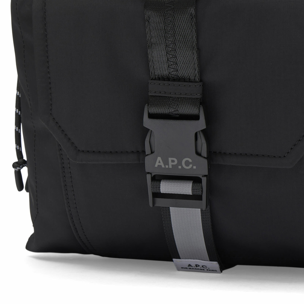 A.P.C. Men's Sac A Dos Trek 2.0 Back Pack in Black 