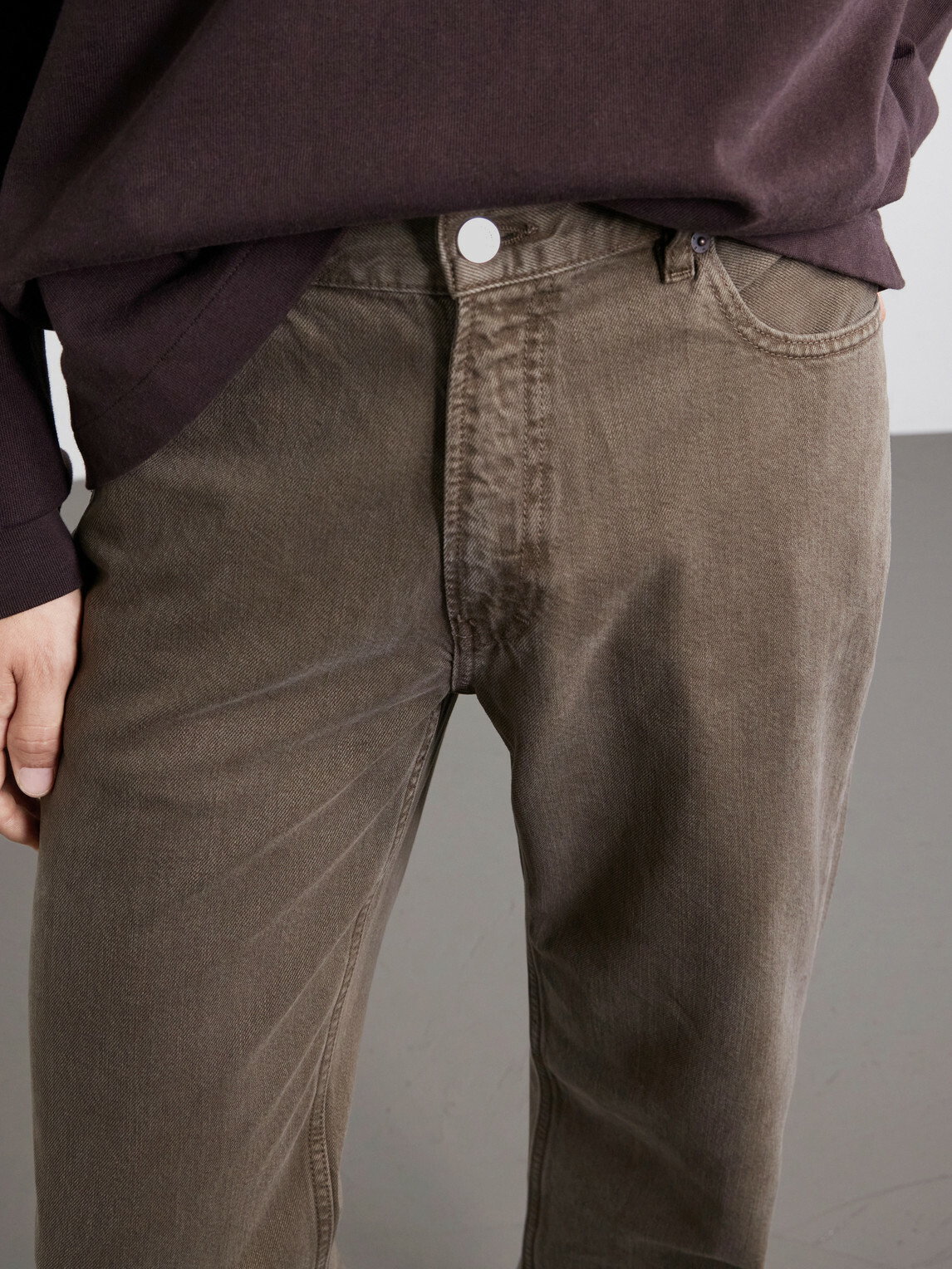 FRAME - Relaxed Straight-Leg Jeans - Brown