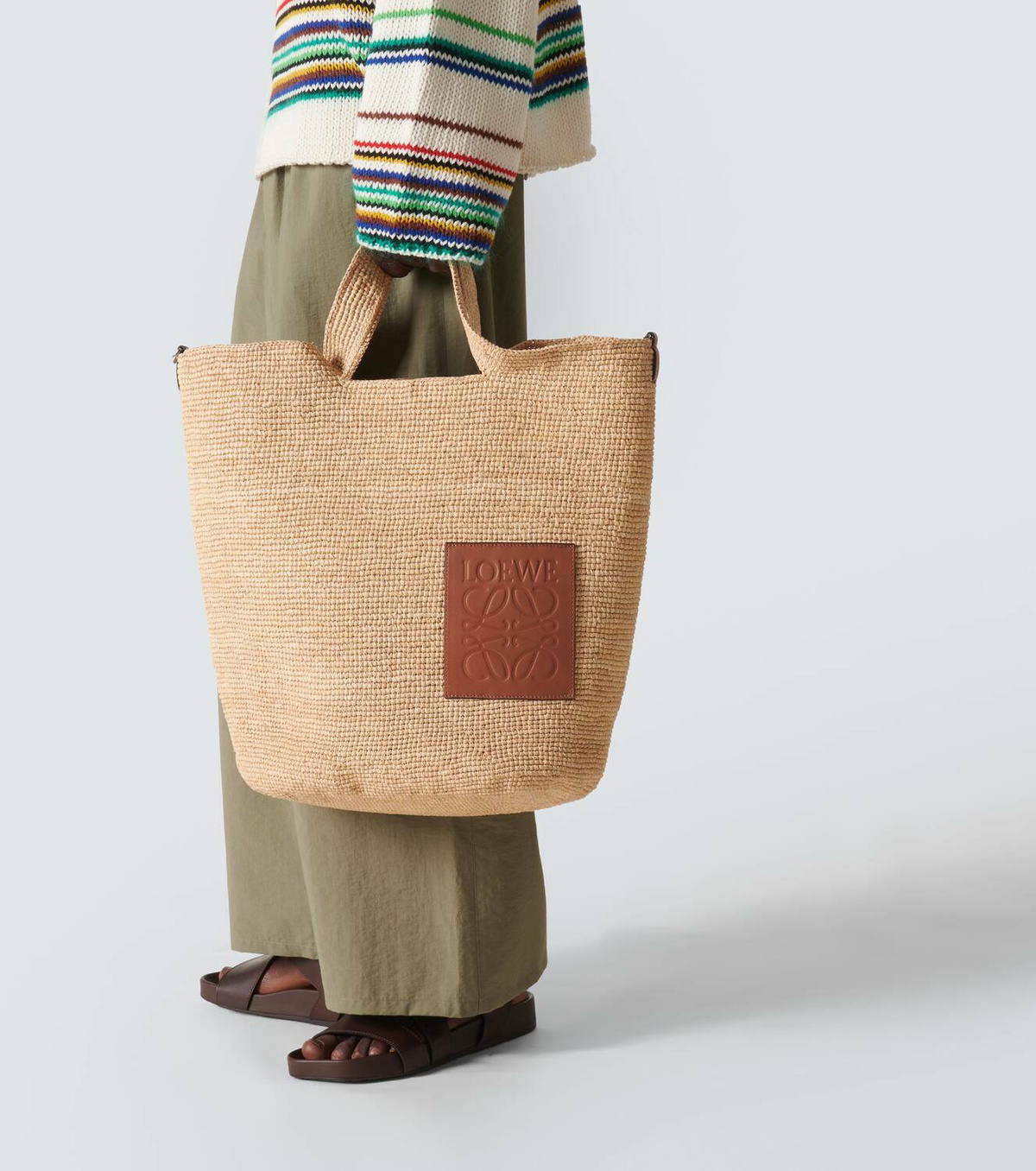 Loewe slit tote online