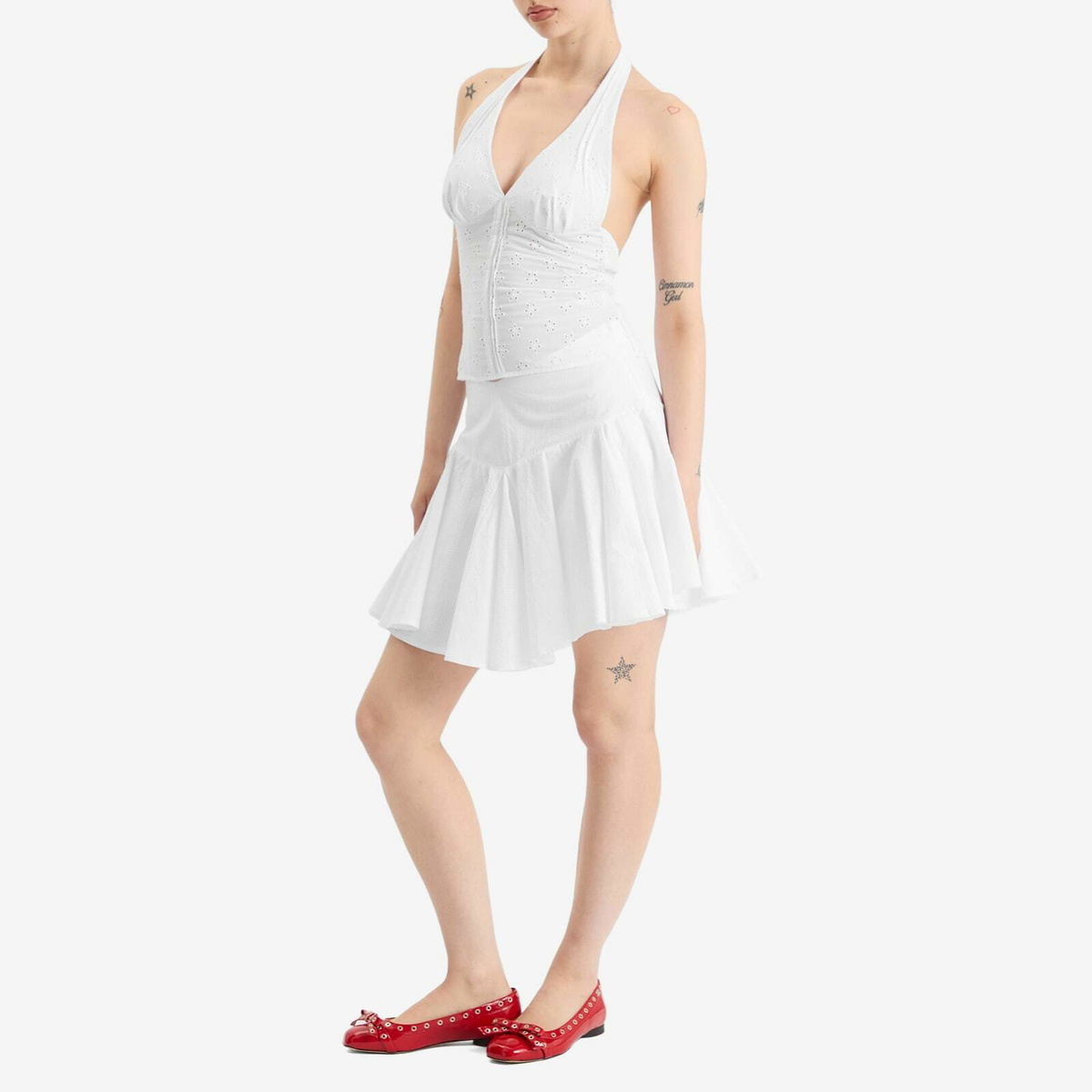 Peachy Den Women's Dylan Mini Skirt in Porcelain