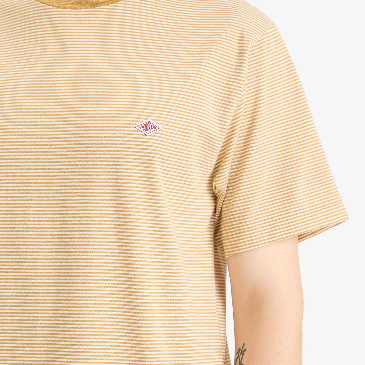 Danton Men's Fine Stripe T-Shirt in Beige/Ecru