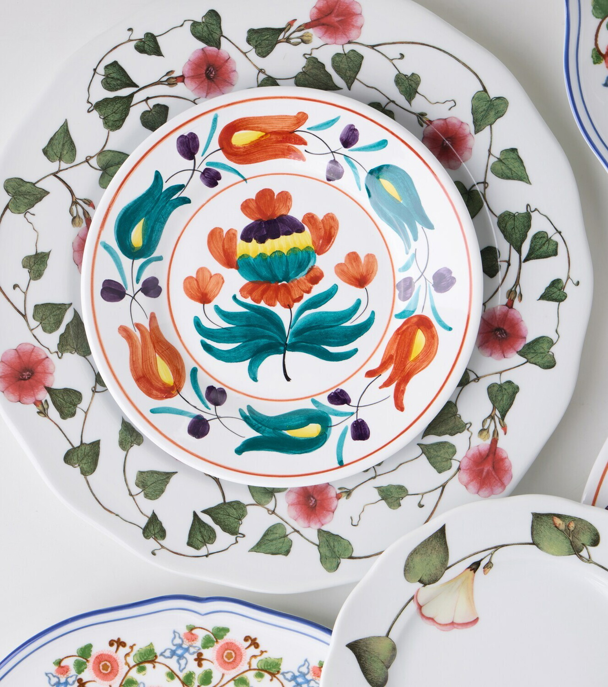 Cabana Lia floral ceramic dessert plate