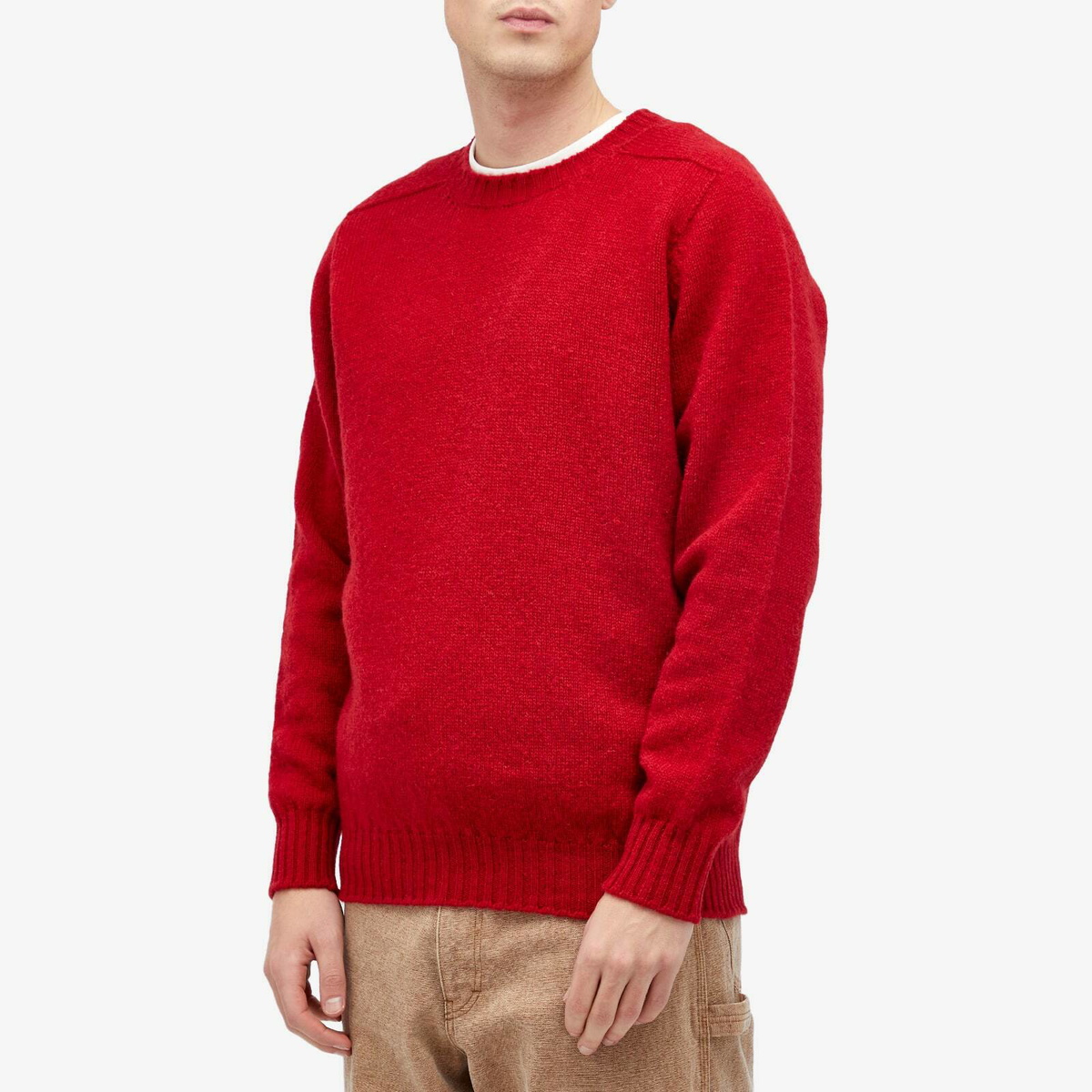 Jamieson's of Shetland Men's Crew Knit in Crimson