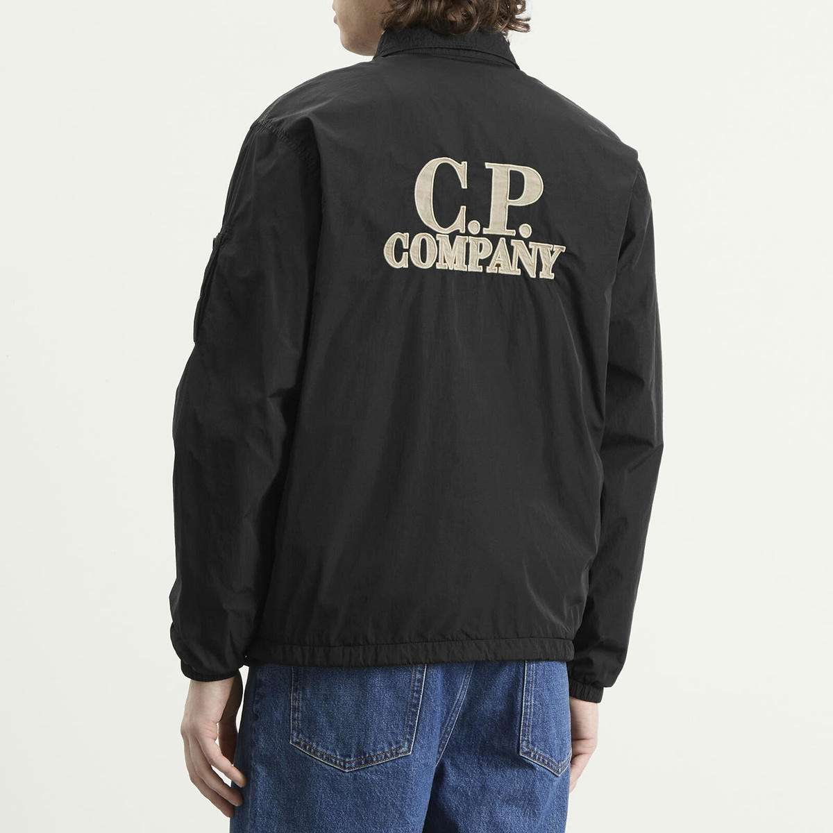 C.P. Company Men's Chrome-R Zipped Lens Logo Overshirt in Black